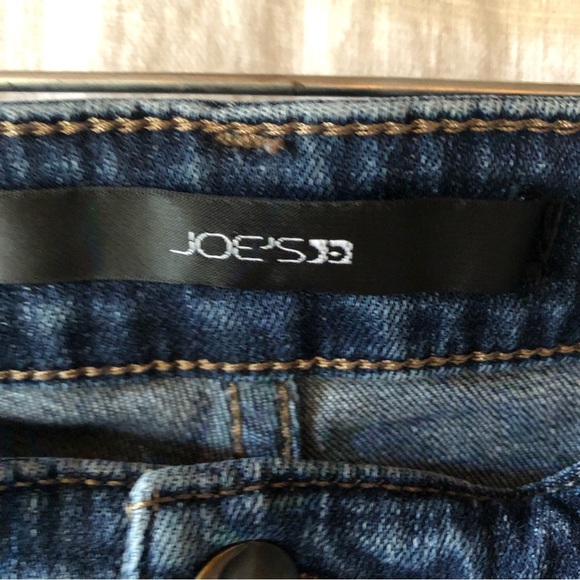 Joe’s Jeans crop style with sewn flip hem medium Wash zip up stretchy size 32 - Picture 4 of 8